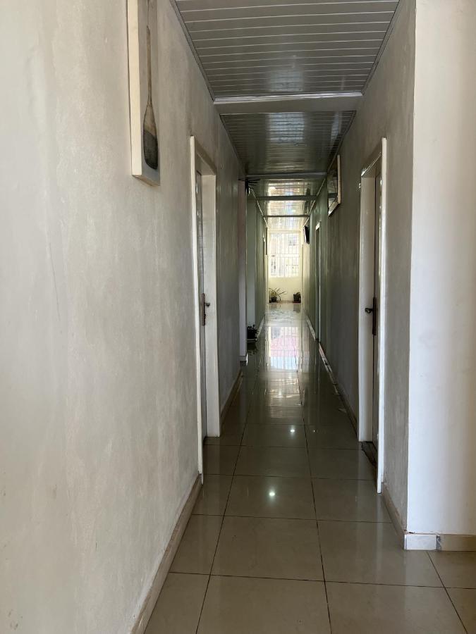 Sky Inn Hotel Freetown Ngoại thất bức ảnh