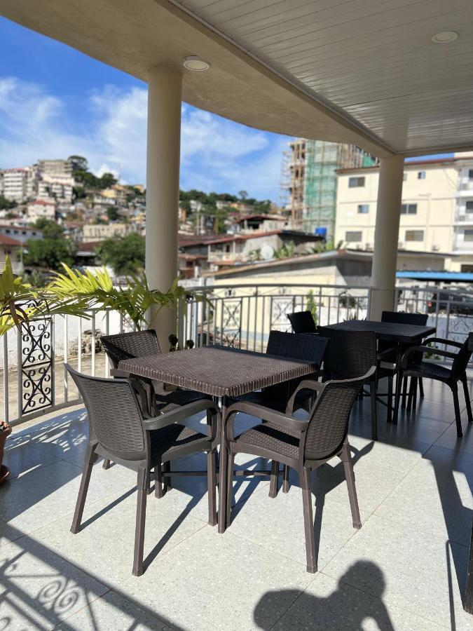 Sky Inn Hotel Freetown Ngoại thất bức ảnh